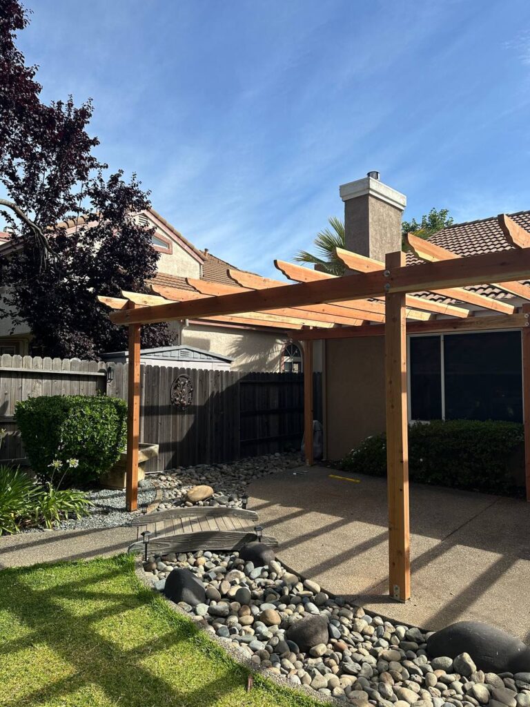 Pergola repair Contractor