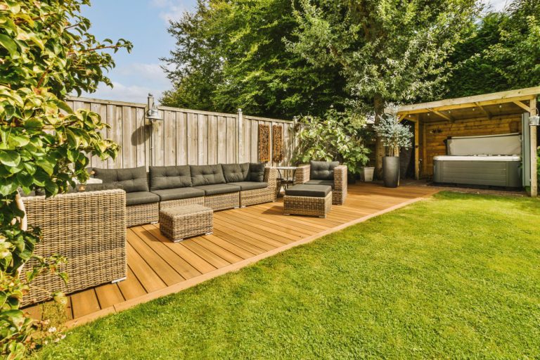 Deck Repair Contractor